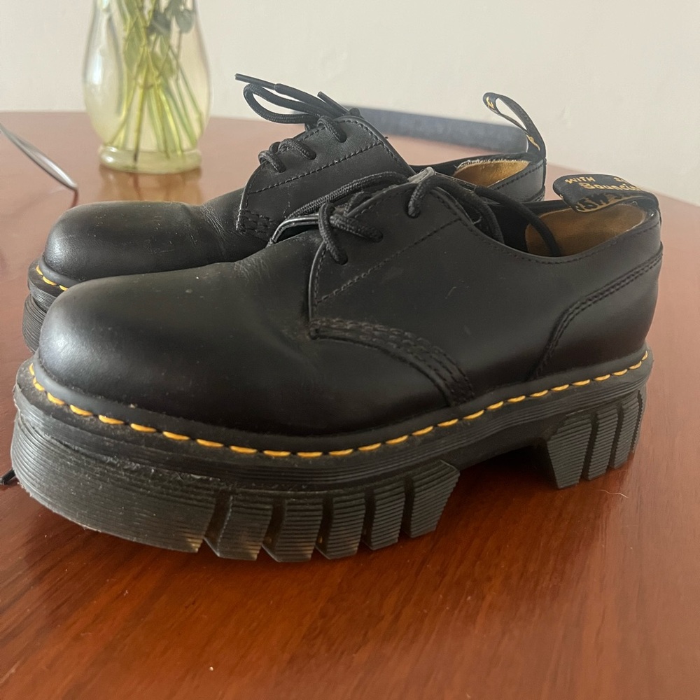 Doc Marten Platforms W8
